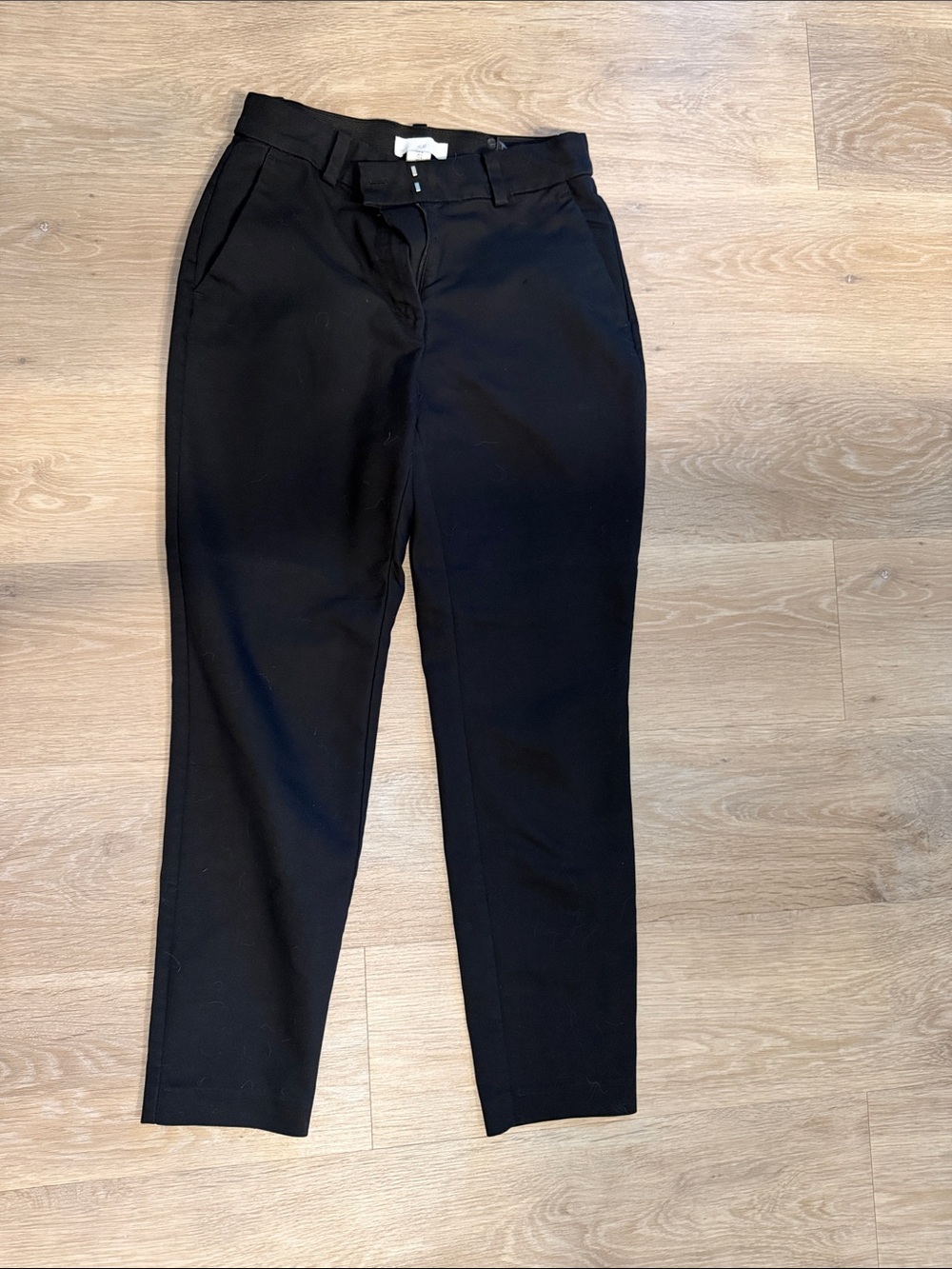 H&M Women’s Classic Tailored Fit Pants